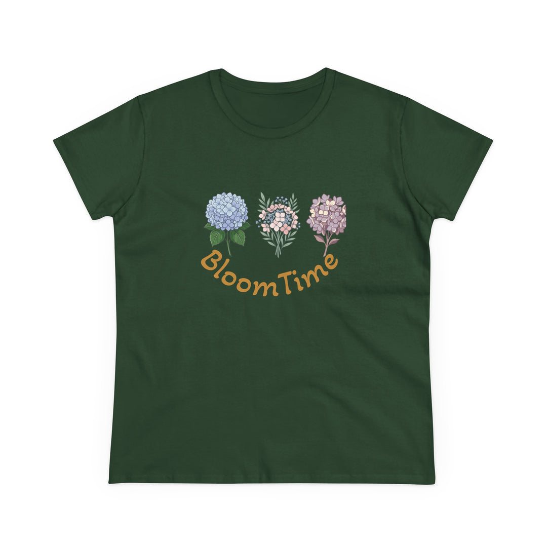Semi-Fitted Cotton Tee with Minimalist Floral Graphic T-Shirt