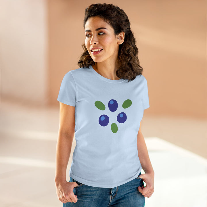 Semi-Fitted Cotton Tee with Minimalist Floral Graphic T-Shirt