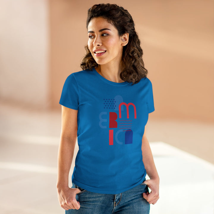 Semi-Fitted Cotton Tee with Minimalist Floral Graphic T-Shirt