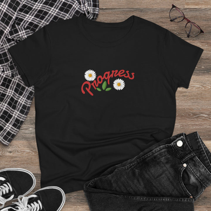 Semi-Fitted Cotton Tee with Minimalist Floral Graphic T-Shirt