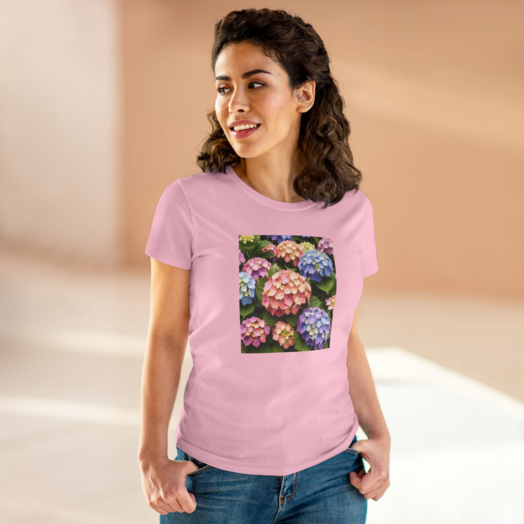 Semi-Fitted Cotton Tee with Minimalist Floral Graphic T-Shirt